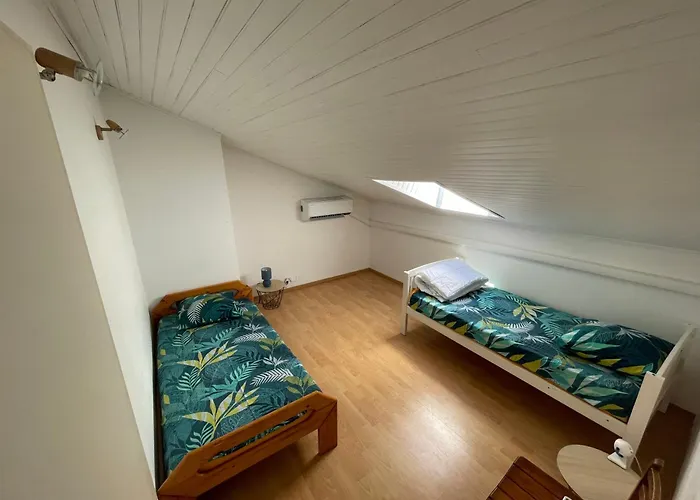 Demi Maison Avec Terrasse Et Jardin 3 6 Pers 아파트