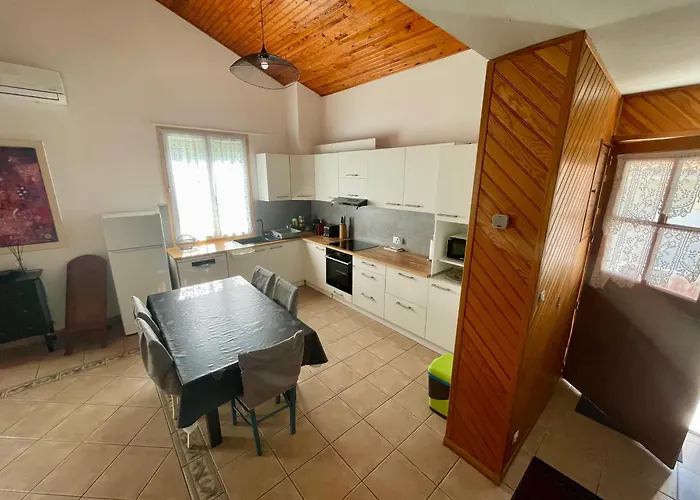 아파트 Demi Maison Avec Terrasse Et Jardin 3 6 Pers *